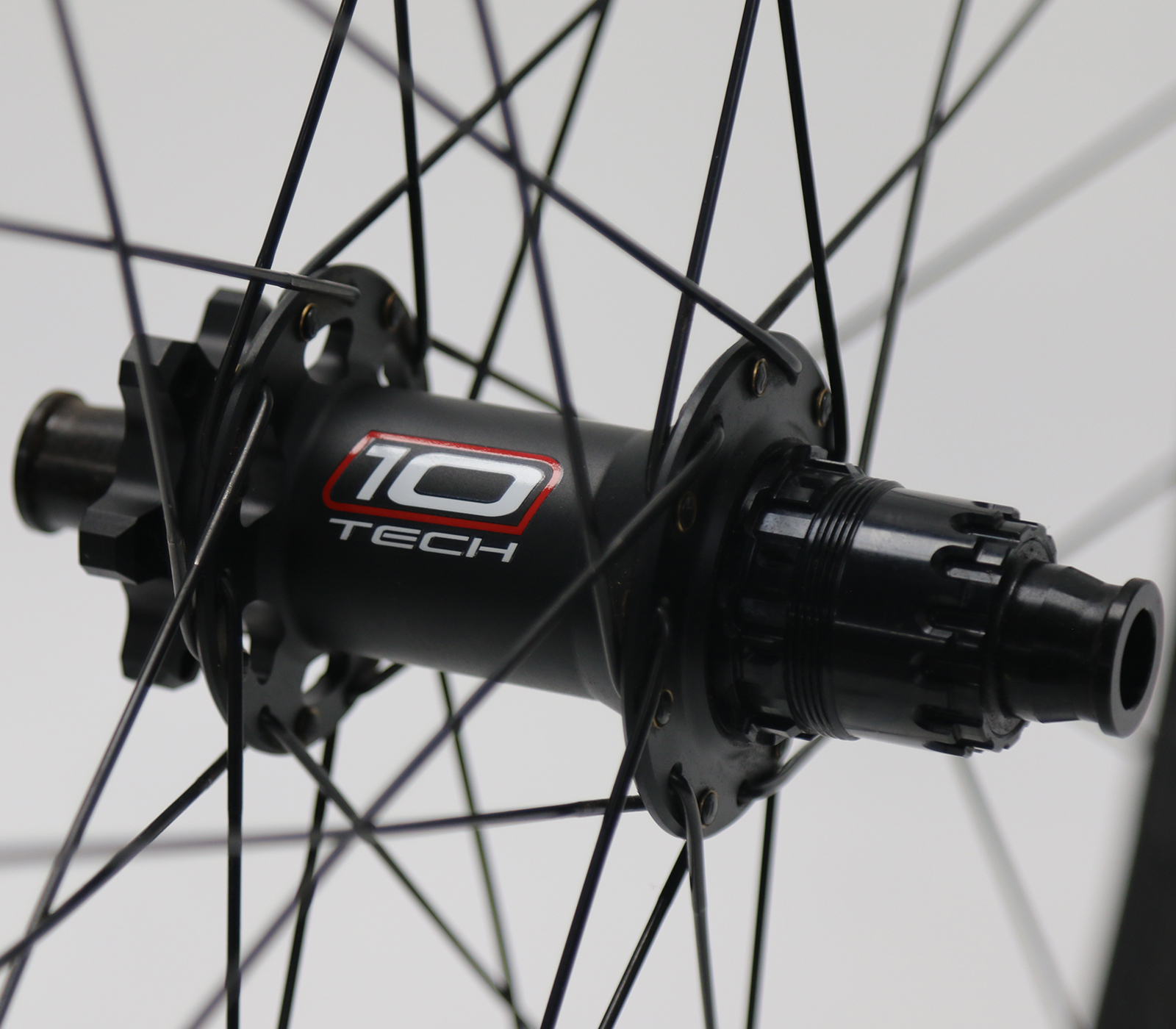 10TECH Carbon Fiber Wheel Set - Image 6