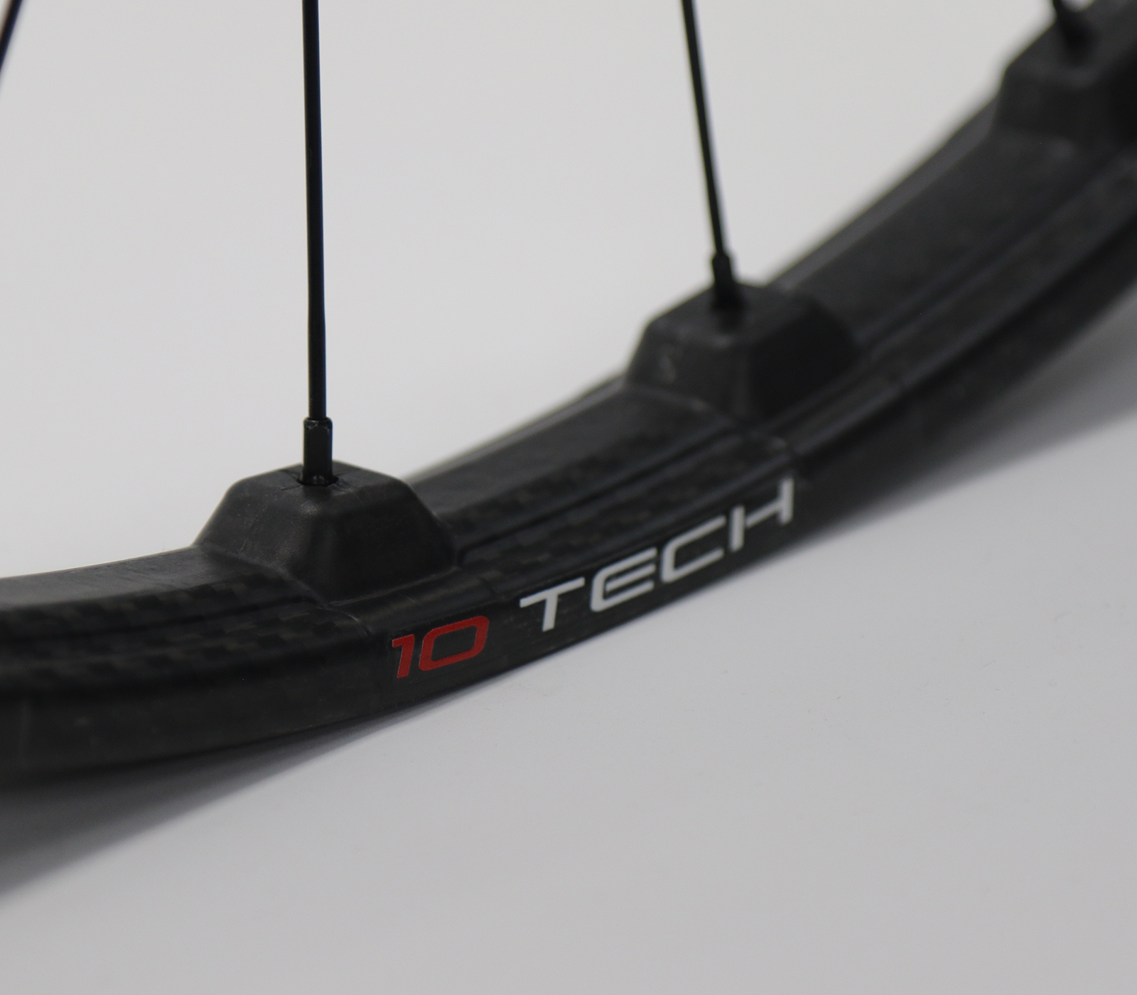 10TECH Carbon Fiber Wheel Set - Image 7